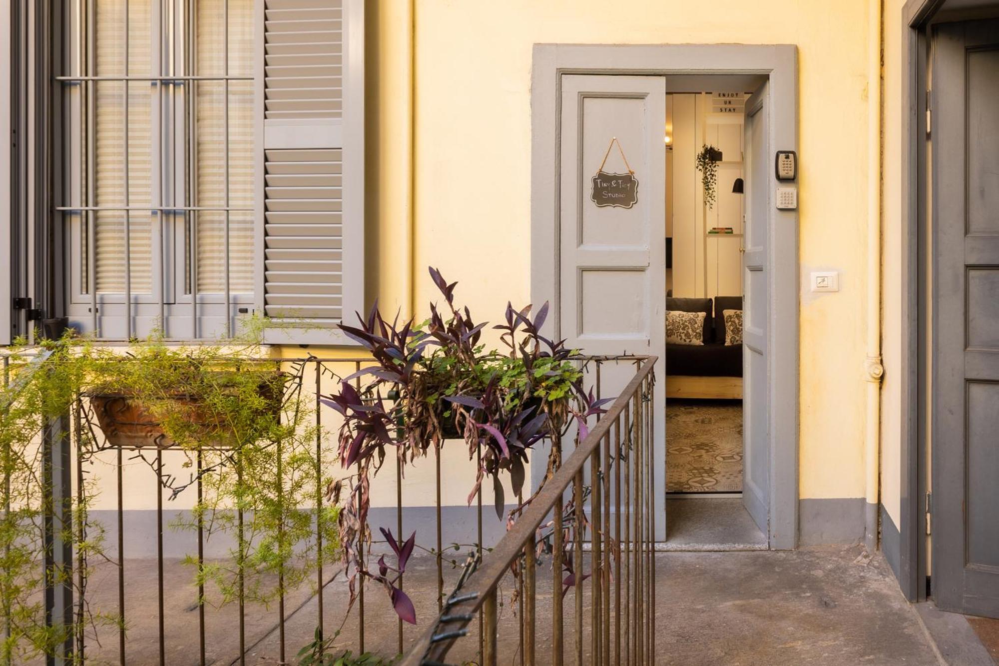 Tiny & Tidy Studio In The Key Area Of Milan Exterior photo